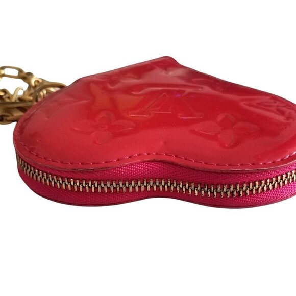 Louis Vuitton Red Patent Leather Heart Coin Purse Wristlet Limited Edition - Picture 5 of 11